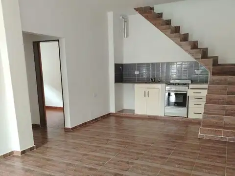 Depto Tipo Casa en Venta de 3 ambientes