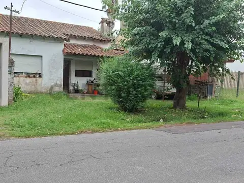 Casa en Venta en Manuel B Gonnet, USD 98.000