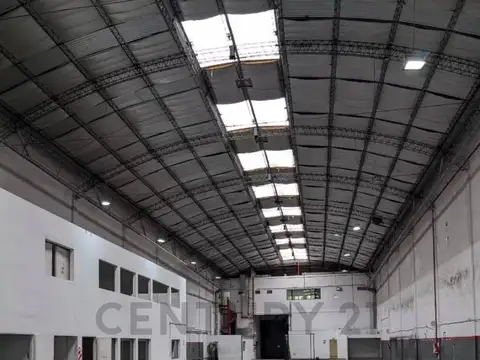 Venta Galpón 1200 m2 Cubiertos Chacarita