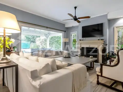 Casa 7 ambientes con 3 baños