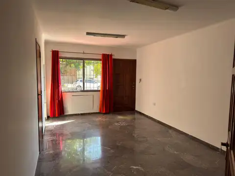 Casa en Venta en Villa Hipódromo, USD 105.500