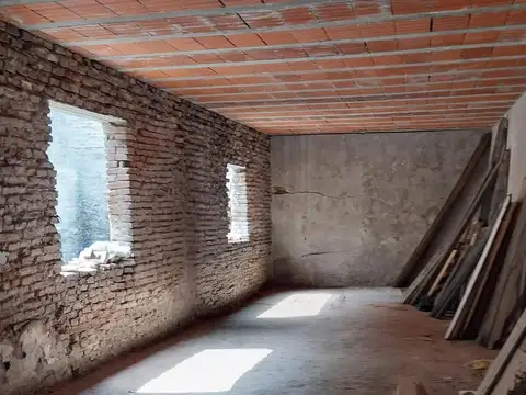 Depósito Galpón en venta 260 m2 en Villa Lynch San Martin a metros de Avenida General Paz
