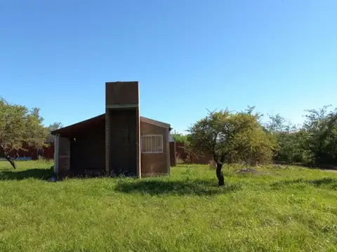 Casa en esquina con excelente vista a las sierras