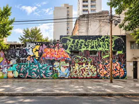 Galpón en alquiler en La Plata sobre Calle 15 [Cod: 8]