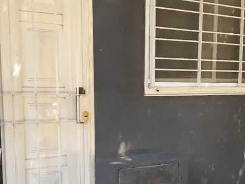 Departamento PH MONOAMBIENTE CON ENTRADA PROPIA en alquiler en Ramos Mejia Sur