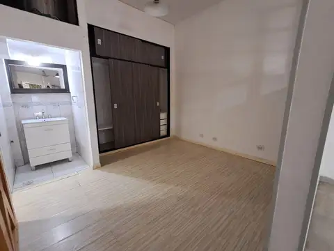Depto Tipo Casa Monoambiente con 1 baño