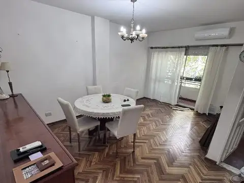 Semipiso de 2 dormitorios sobre el Bv Oroño