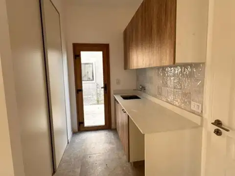 Casa en Venta en Laguna Grande, USD 479.000