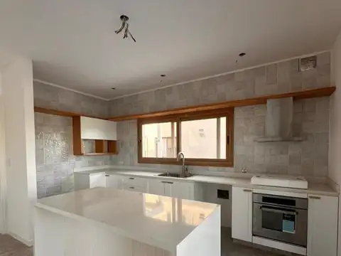 VENTA Espect casa a estr Villanueva B LAGUNA GRANDE 5 Dorm