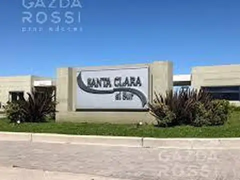 Espectacular lote al agua en  Santa Clara al sur