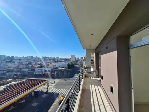 EXCLUSIVO SEMIPISO AL FRENTE 75MTS EN PARQUE CHACABUCO 6 A
