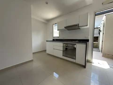 José Ingenieros 800, Piso PB