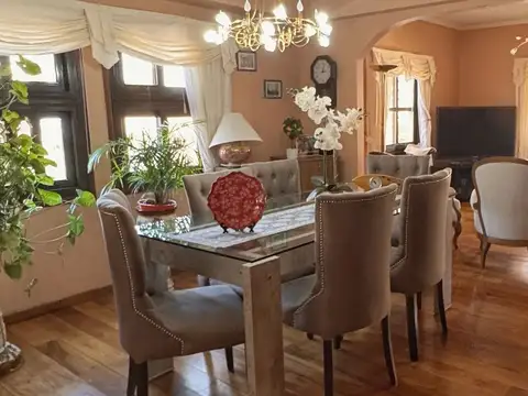 Departamento en Venta de 6 ambientes