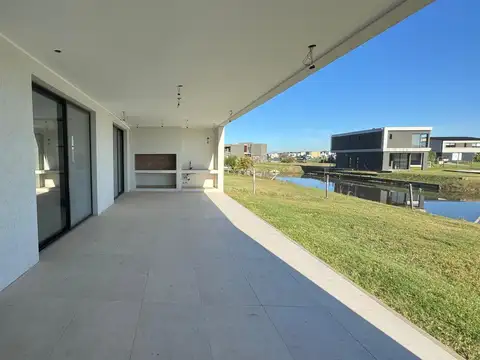 Casa en Venta en Villanueva, USD 553.000
