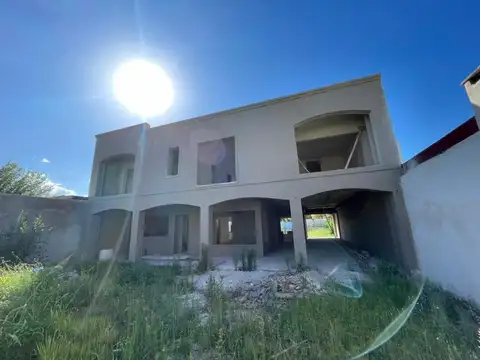 VENTA CASA EN CONSTRUCCION, CERRO DE LAS ROSAS