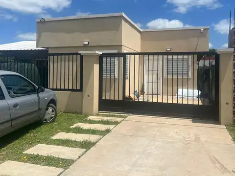 Casa en Venta con 1 cochera