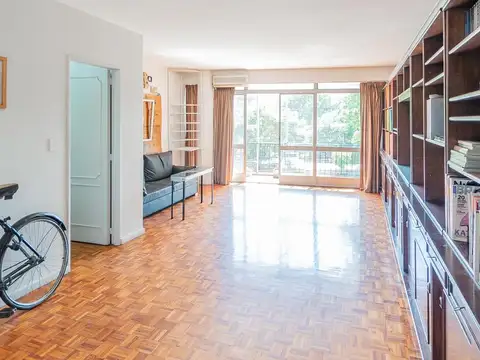 Avenida Santa Fe al 4200