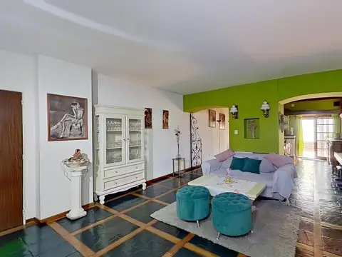 Departamento 4 ambientes con 2 baños