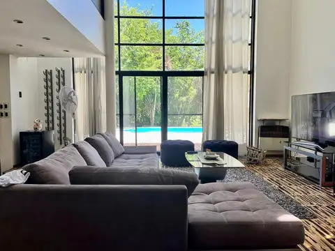 Casa en Venta en Princess, USD 280.000