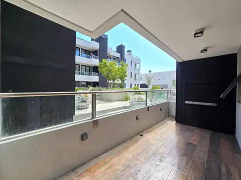 Departamento 3 ambientes con patio y parrilla en Ramos Mejía