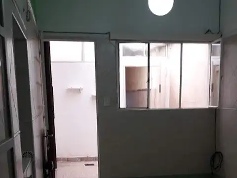 Depto Tipo Casa en Alquiler de 4 ambientes