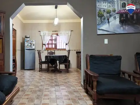 VENTA CASA 3 AMB PATIO COCHERA PARRILLA AVELLANEDA