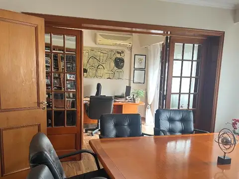 Recoleta Av. Callao y Alvear Piso 140m2 5 Despachos