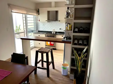 Depto Tipo Casa en Venta de 3 ambientes