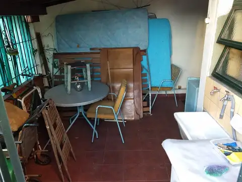 Pje Gral Felix De Alzaga 2200, Piso 1