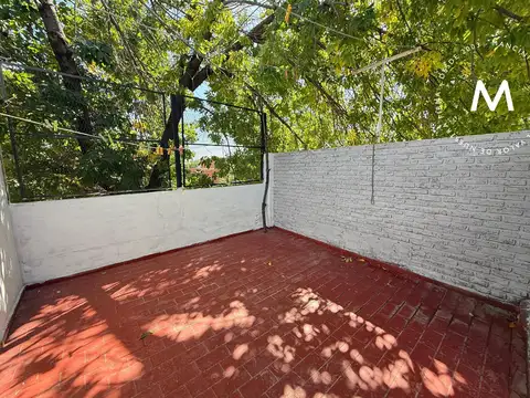 Depto Tipo Casa en Venta con 2 cocheras