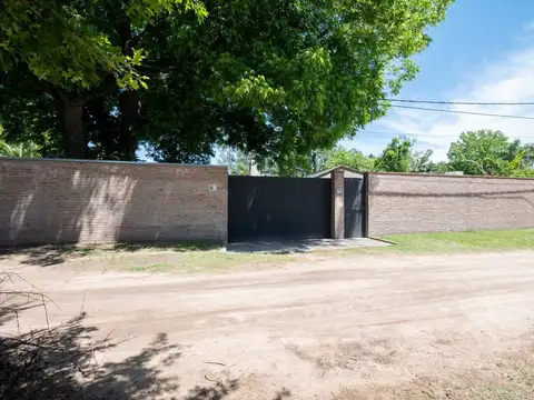 Hermosa quinta Parquizada en Barrio Judiciales  