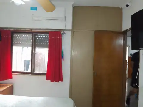 Depto Tipo Casa en Venta 50 años