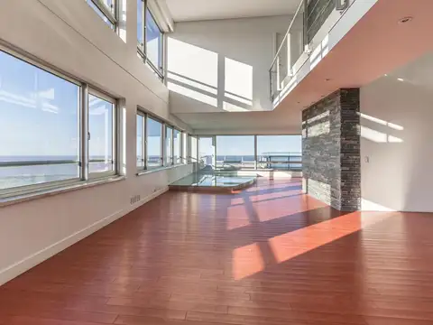 Triplex Penthouse 5 ambientes Terrazas 2 cocheras Le Parc Puerto Madero
