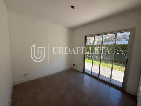 Departamento en Venta en Bosque Alto, USD 175.000