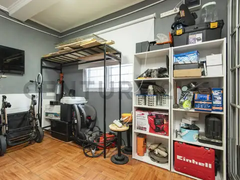 Venta Duplex en 3 dormitorios en V.Catella, La Plata