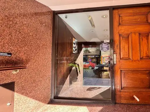 Sarmiento 39 , Piso 8