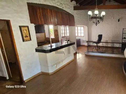 VENTA Casa 4 AMBIENTES, Quilmes