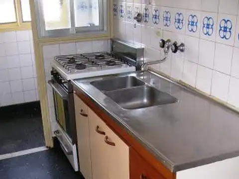 Departamento en Alquiler en Floresta, $ 500.000