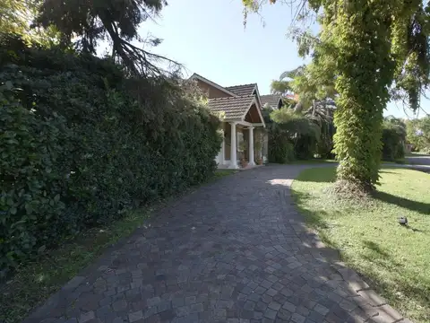 Casa en Alquiler en Los Lagartos, USD 1.600