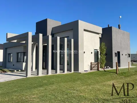 Casa en Venta en San Lucas, USD 244.999