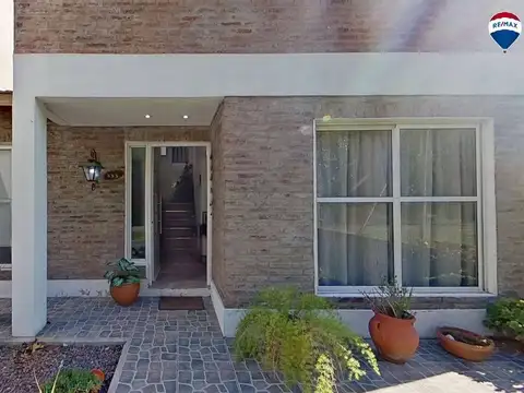 VENTA CASA 3 AMB ALTOS DE PACHECO JARDIN APTO CRED