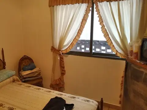 Depto Tipo Casa 2 ambientes con 1 baño