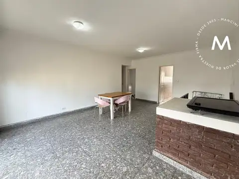 Depto Tipo Casa 4 ambientes con 1 baño