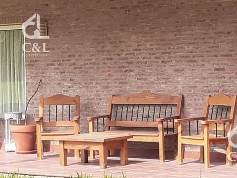 Casa 7 ambientes con 3 baños