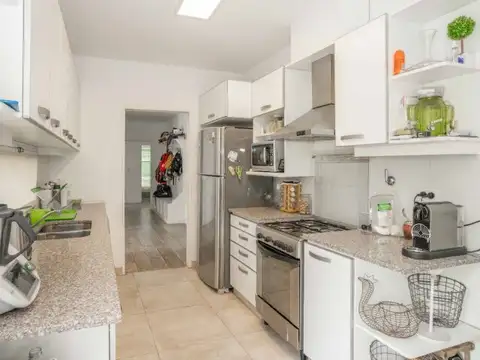 Casa 5 ambientes con 6 baños