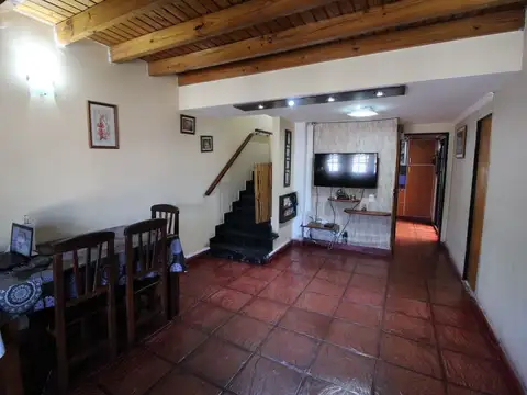 Depto Tipo Casa en Venta de 4 ambientes