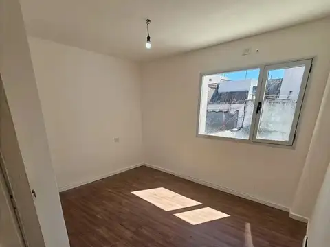 Depto Tipo Casa en Venta 1 año