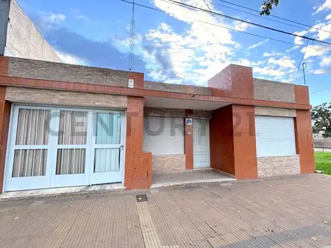 CASA CON GRAN POTENCIAL + UNIDAD INDEPENDIENTE Y TERRENO LINDERO