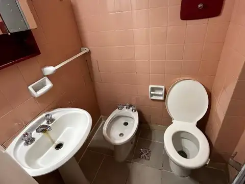 Monoamb luminoso baño completo