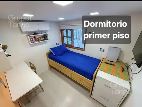 Depto Tipo Casa 4 ambientes con 2 baños